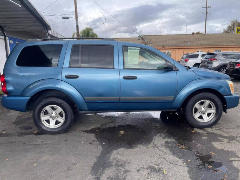 2006 Dodge Durango SLT photo 2