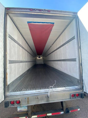 2016 Utility 53' T/A Reefer  w/ Carrier