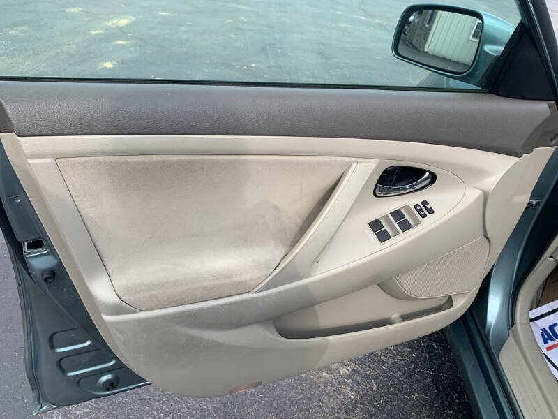 2010 Toyota Camry Hybrid