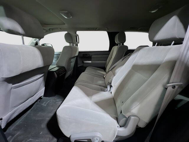 2019 Toyota Sequoia SR5