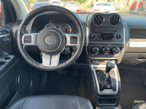 2016 Jeep Compass Latitude