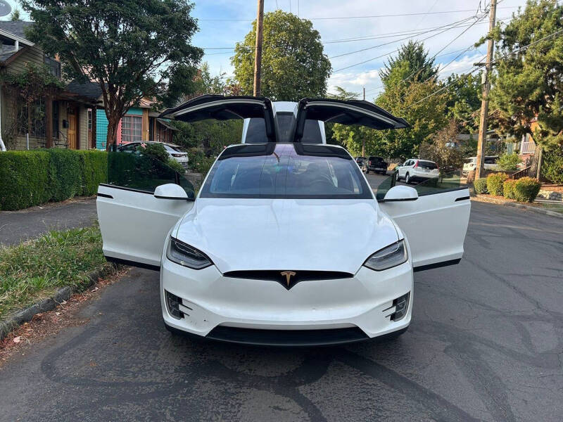 2020 Tesla Model X Long Range