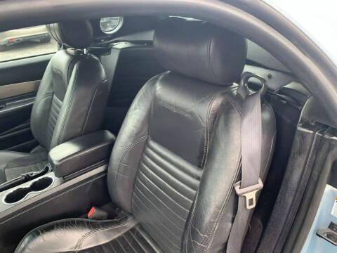 2004 Ford Thunderbird Deluxe