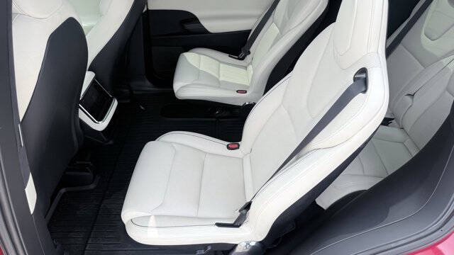 2022 Tesla Model X Plaid