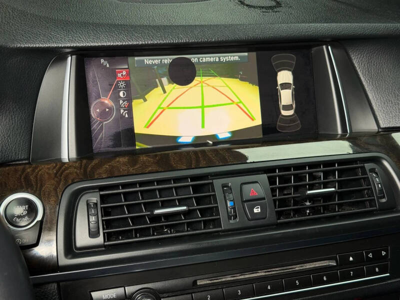 2016 BMW 5 Series 528i