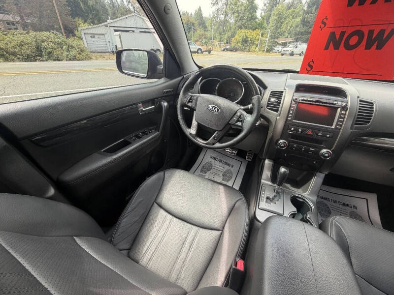 2012 Kia Sorento SX