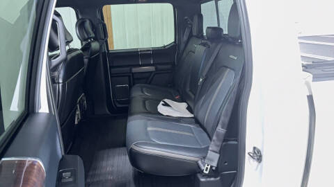 2017 Ford F-150 Platinum