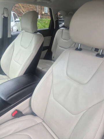 2016 Ford Edge Titanium