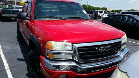 2005 GMC Sierra 1500 for sale at AFFORDABLE DISCOUNT AUTO in Humboldt TN