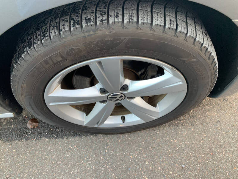 2012 Volkswagen Passat SE PZEV