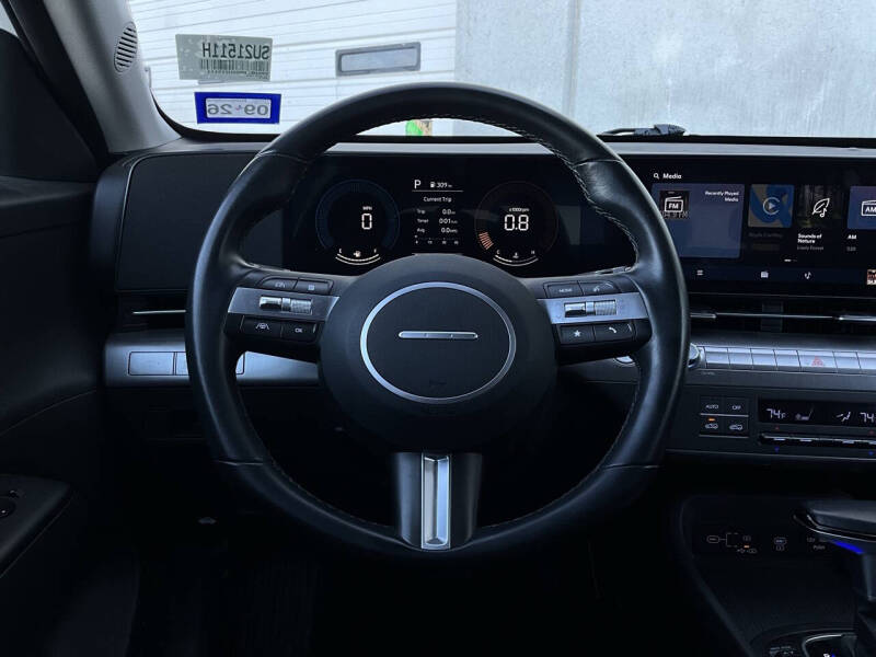 2025 Hyundai Kona SEL