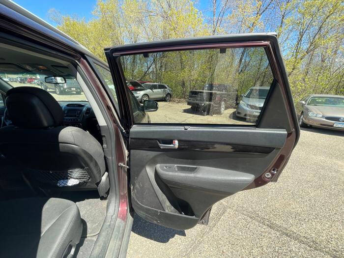 2014 Kia Sorento LX