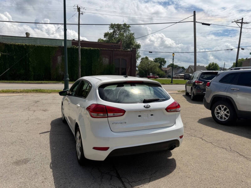 2016 Kia Forte5 LX