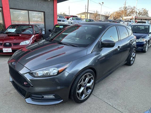 2017 Ford Focus ST