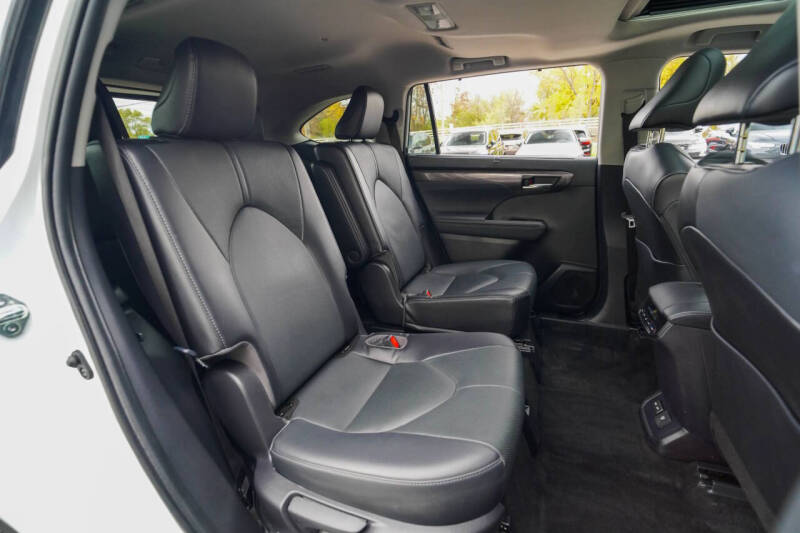 2022 Toyota Highlander Limited