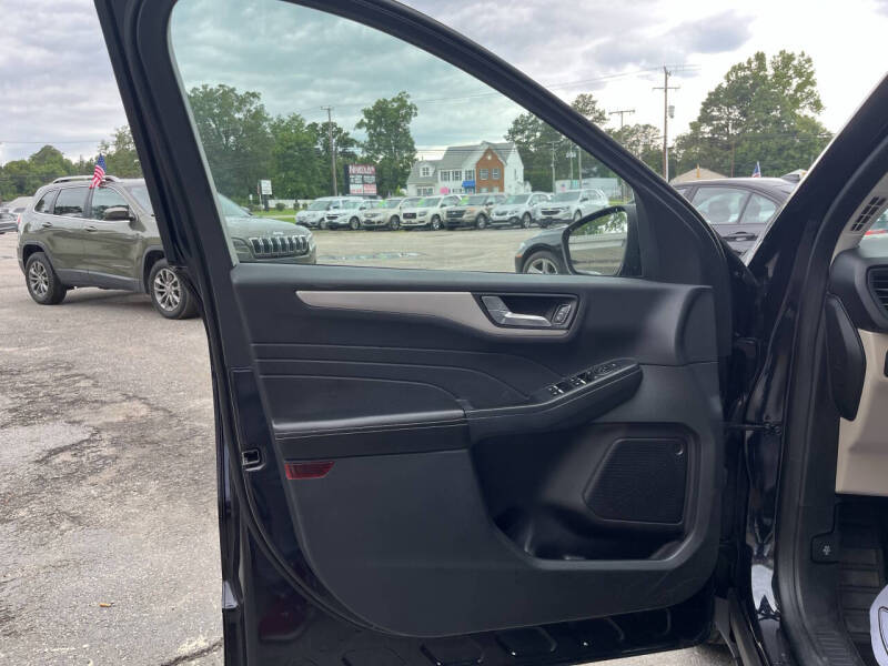 2021 Ford Escape SE