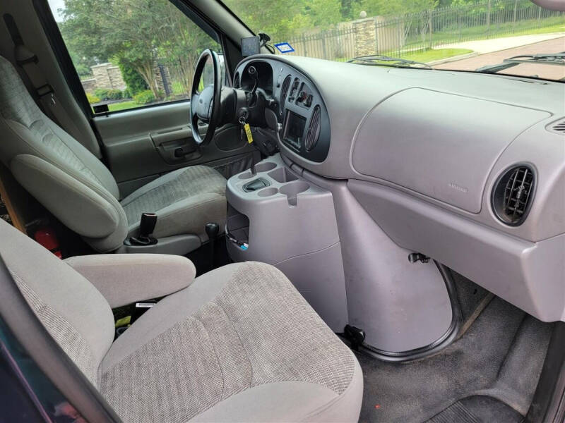 2001 Ford E-Series E-350 SD
