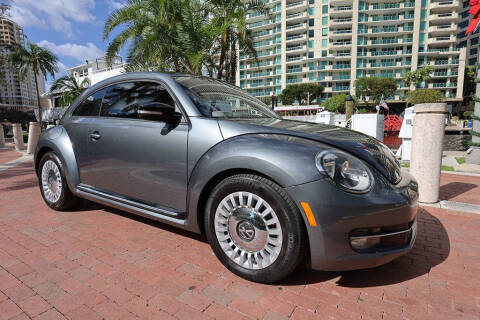 2013 Volkswagen Beetle for sale at Choice Auto Brokers in Fort Lauderdale FL