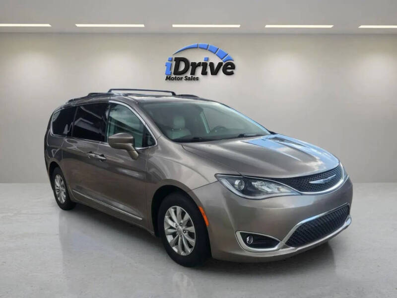2018 Chrysler Pacifica Touring L Plus