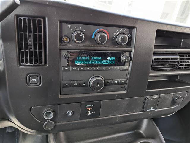 2024 GMC Savana 2500