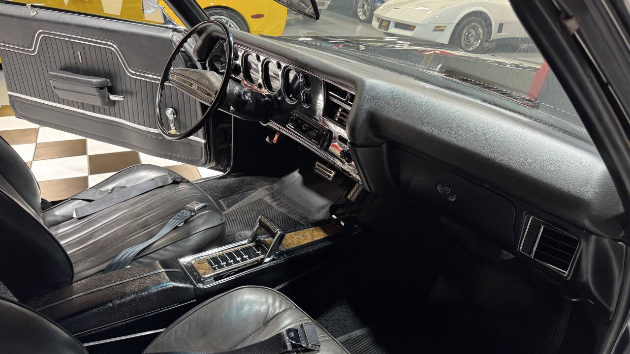 1972 Chevrolet Monte Carlo 4