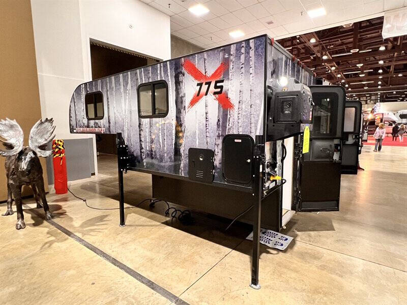 2025 Travel Lite 775X