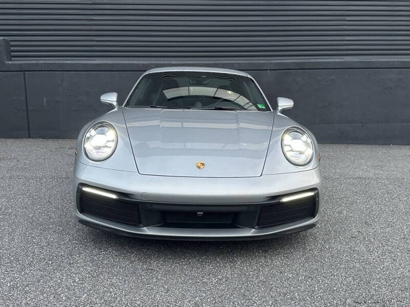 2024 Porsche 911 Carrera
