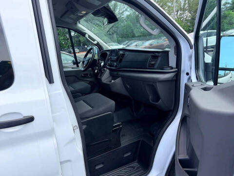 2025 Ford Transit