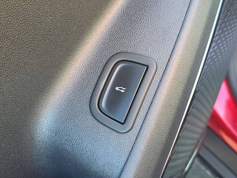 2024 GMC Acadia AT4