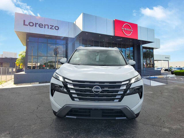 2025 Nissan Rogue SL