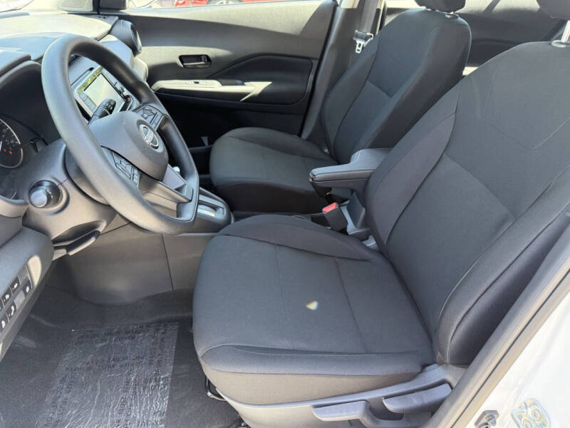 2025 Nissan Kicks Play S