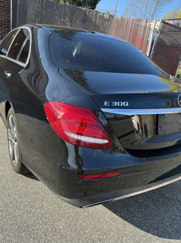2017 Mercedes-Benz E-Class E 300 4MATIC