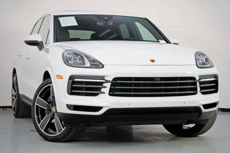 2023 Porsche Cayenne Platinum Edition