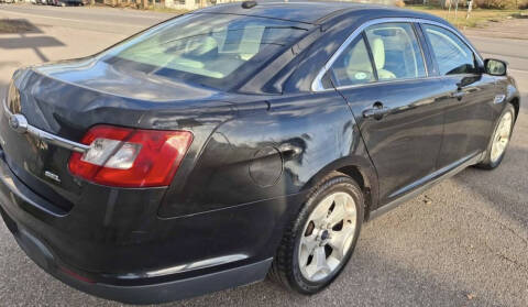 2011 Ford Taurus SEL