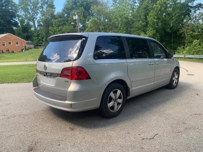 2009 Volkswagen Routan SEL