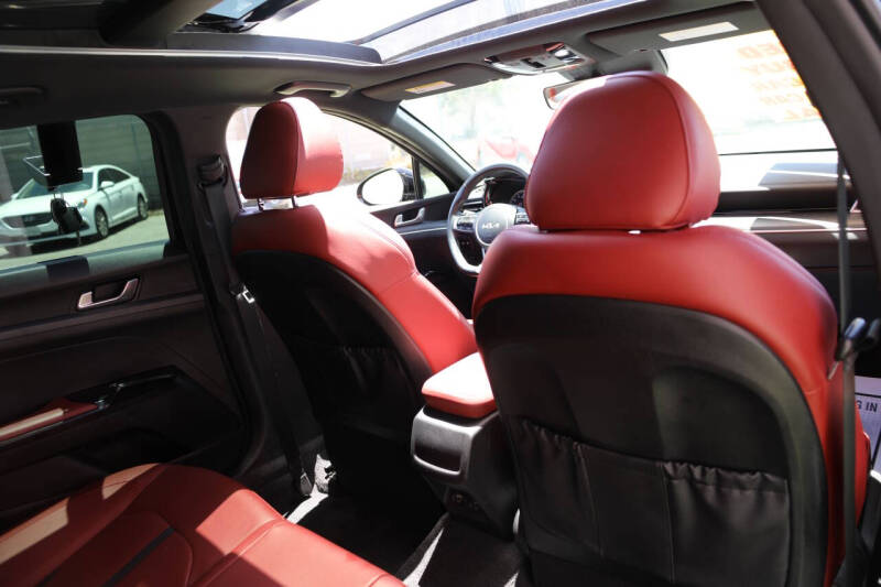 2022 Kia K5