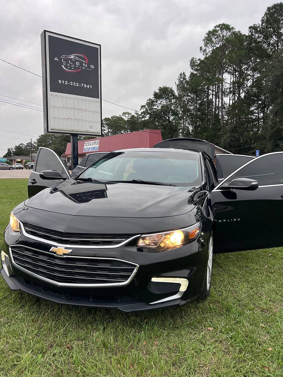 2018 Chevrolet Malibu for sale at Allens Exotic Auto in Hinesville, GA