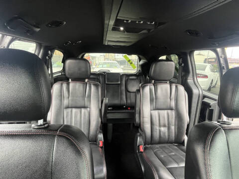 2016 Dodge Grand Caravan R/T