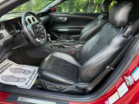 2015 Ford Mustang EcoBoost Premium