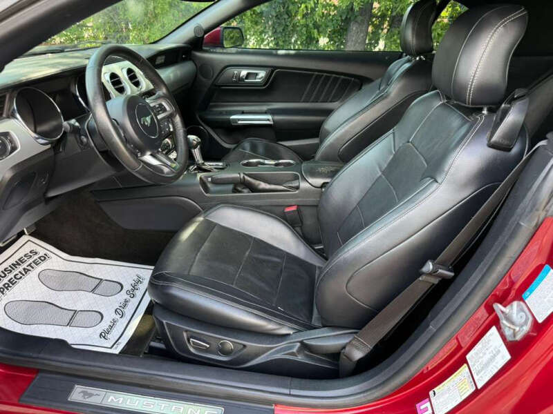 2015 Ford Mustang EcoBoost Premium