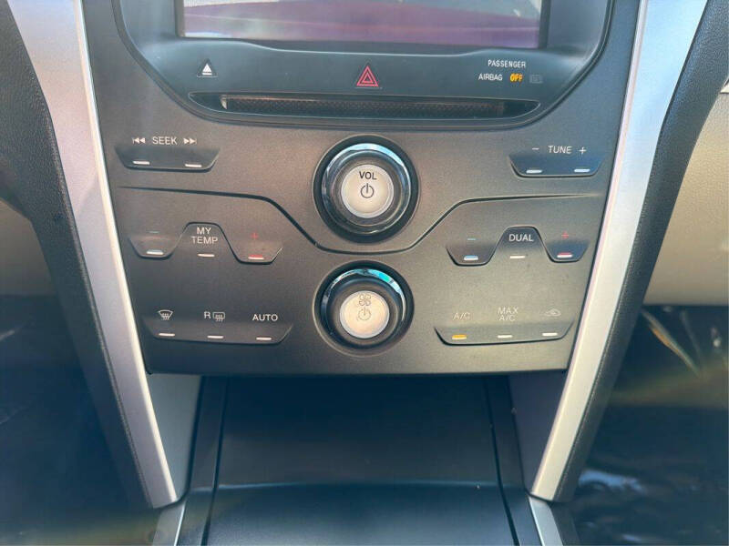 2011 Ford Explorer XLT