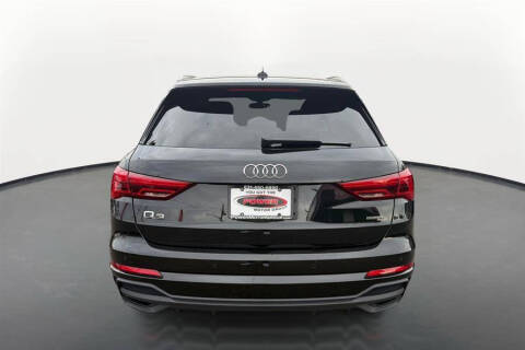 2024 Audi Q3 quattro S line Premium 45 TFSI