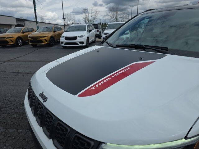 2025 Jeep Compass Trailhawk