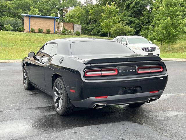 2019 Dodge Challenger SXT