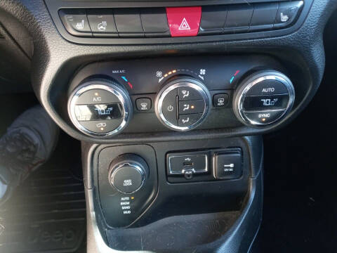 2017 Jeep Renegade Altitude