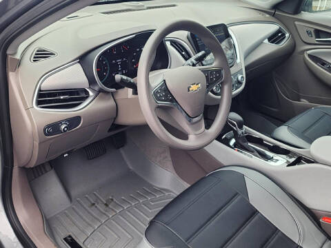 2025 Chevrolet Malibu LS
