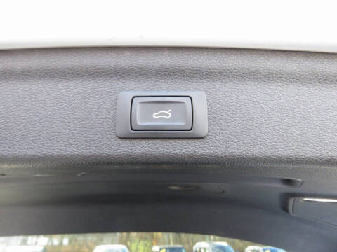 2019 Audi Q3 quattro Premium 45 TFSI