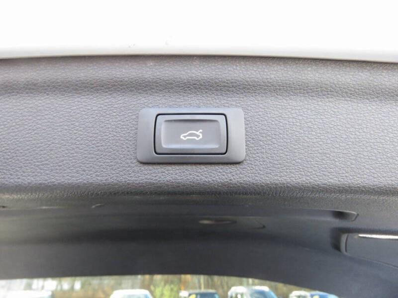 2019 Audi Q3 quattro Premium 45 TFSI