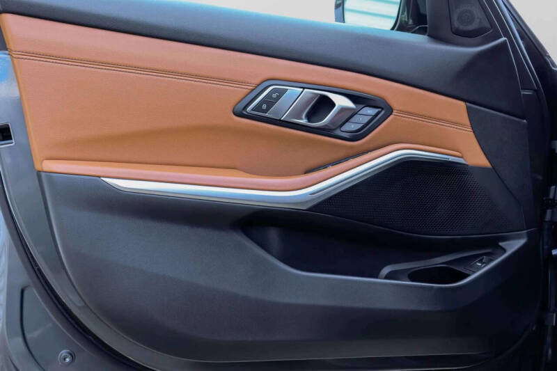 2021 BMW 3 Series 330i