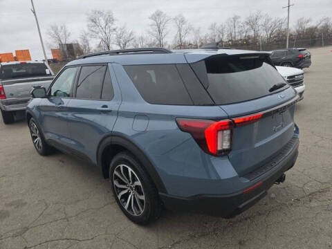 2025 Ford Explorer ST-Line